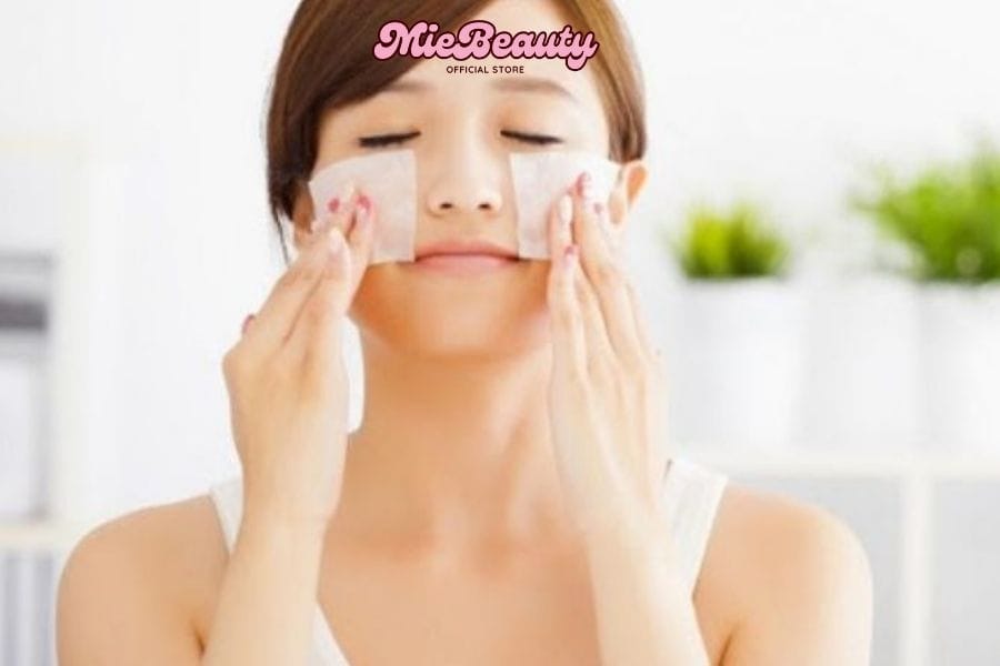 Bông tẩy trang dùng mặt nào là đúng?